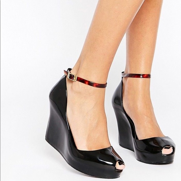 melissa wedges